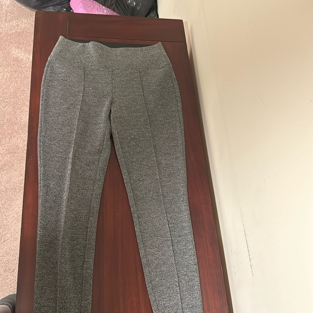 Nine West gray small leggings